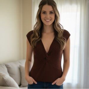 Soft Bandolino pullover Brown V neck Sweater Top size Med